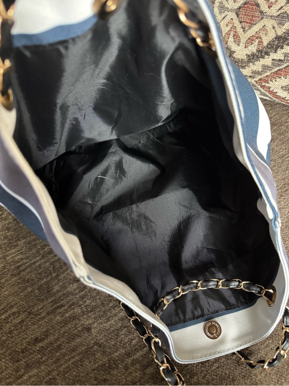 🩶🩶BRAND NEW XL FASHION TOTE🩶🩶 - Picture 6 of 6